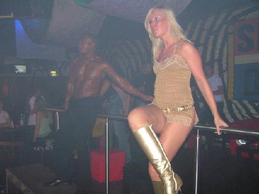 gogo girls boys dance_0000013.jpg